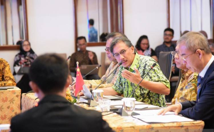 Kementerian Dikomandoi Luhut Fasilitasi Pengusaha China Bangun Infrastruktur