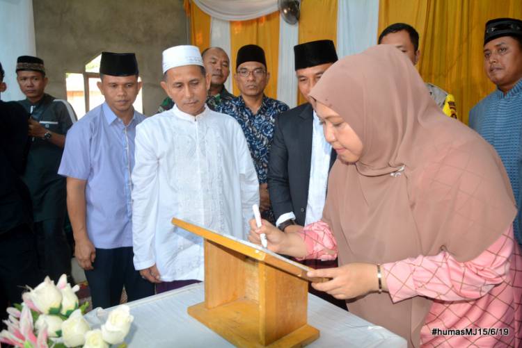 Bupati Resmikan Masjid Raudhatul Jannah Desa Kedotan