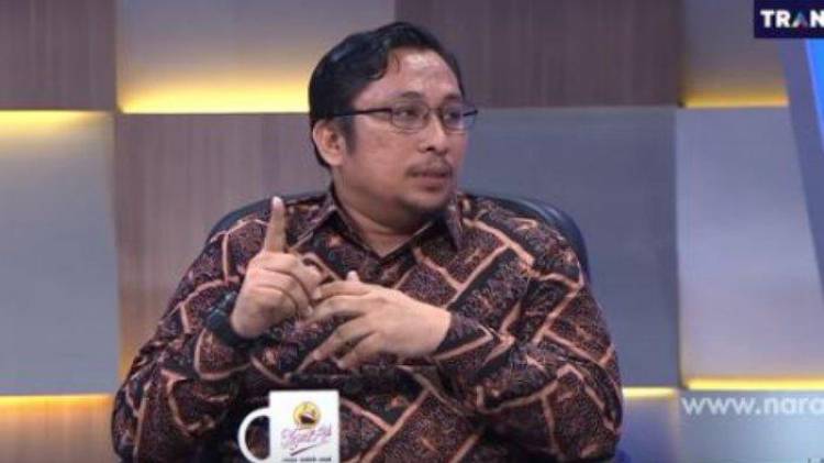 Feri Amsari Tuding Permohonan Prabowo-Sandi Cacat Formil