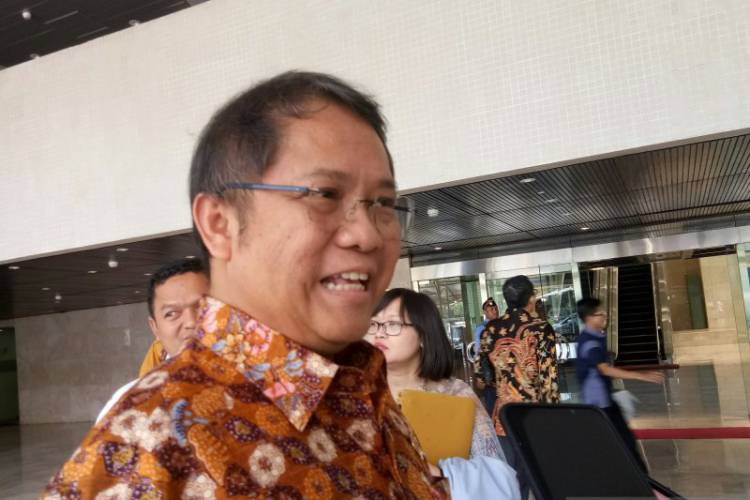 Menkominfo: Grup Whatsapp akan Dipantau Jika Terkait Ini