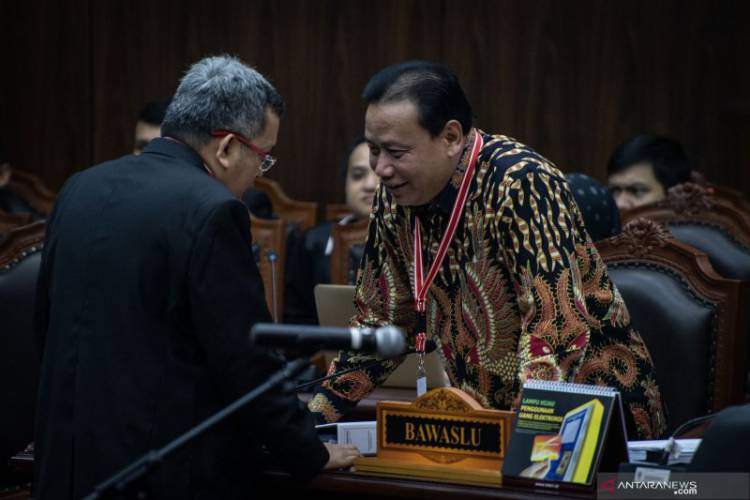 Sidang MK, KPU Umumkan Hasi Pilpres Dinihari, Bawaslu Tak Permasalahkan