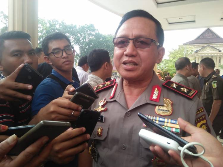 Ditresnarkoba Jambi Adakan Tes Urine Gratis di Pusat Perbelanjaan