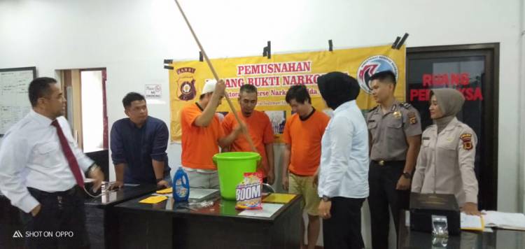 Polda Jambi Musnahkan 7,081 Gram Sabu