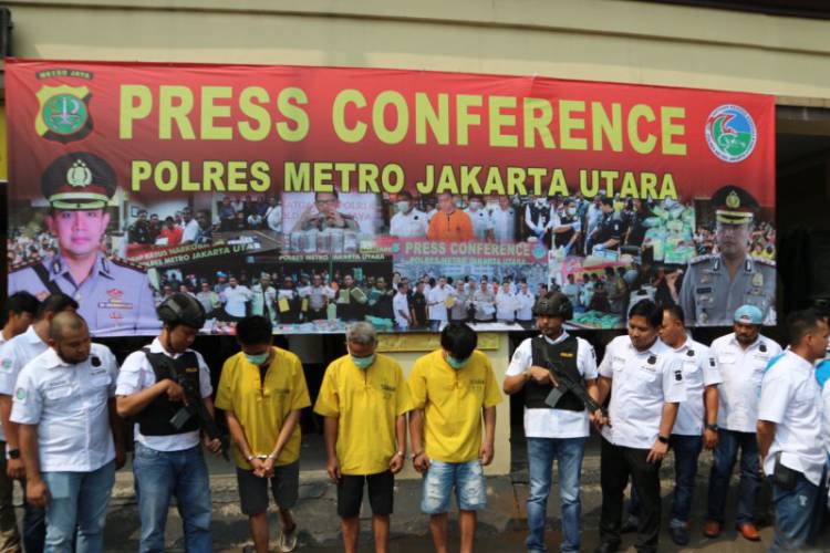 Polisi Dalami Jaringan Internasional Penyenludupan 15 Kg Sabu-Sabu