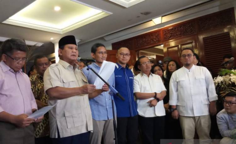Prabowo-Sandiaga: Kami Patuh Ikuti Jalur Konstitusi yaitu UUD