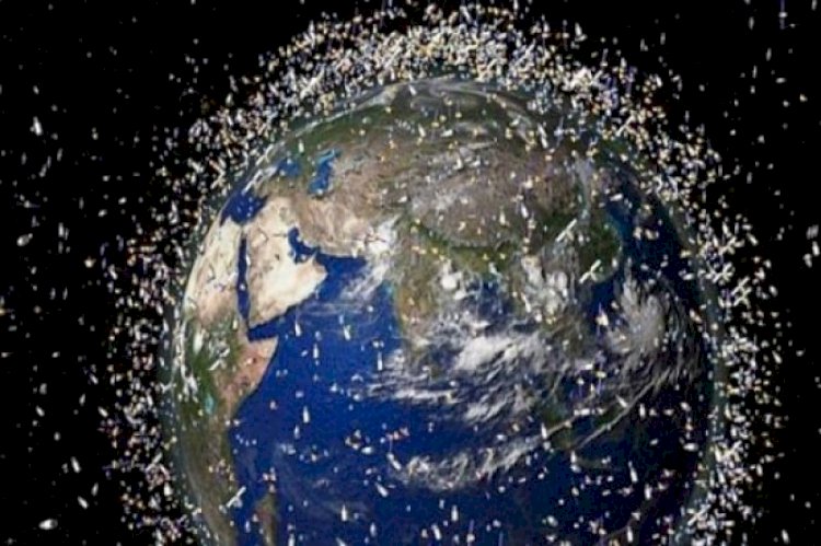 BAHAYA! Lapan Sebut Sampah Antariksa Berpotensi Tabrakan dengan Satelit Aktif