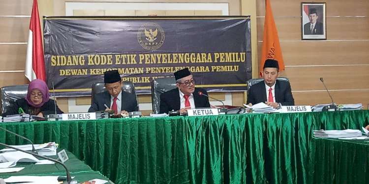 SIDANG DKPP - Ismet Minta 4 Caleg Tidak Dilantik, Begini Reaksi KPU Sarolangun