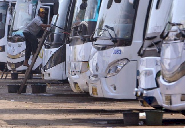 Kemenhub Tegaskan Kondektur DAMRI Masih Diperlukan