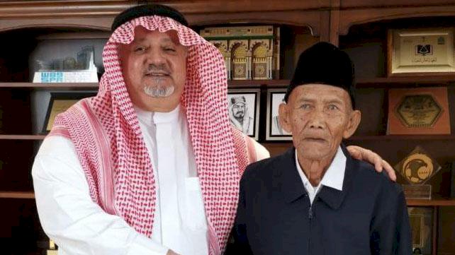 Usai Viral di Medsos, Kakek 94 Tahun Diundang Khusus Raja Salman Ibadah Haji
