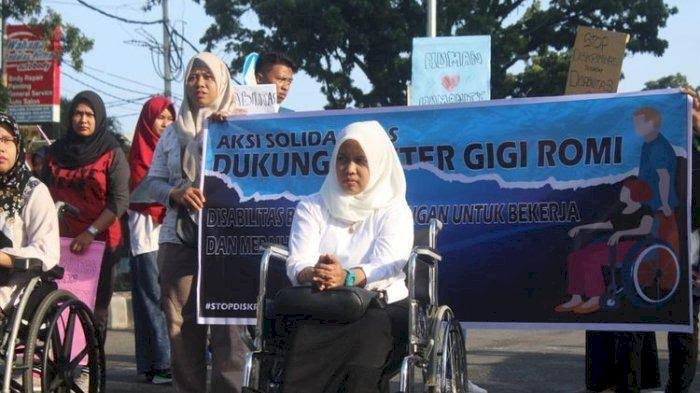 Butuh Dua Menteri Bantu Masalah Pengangkatan Dokter Romi