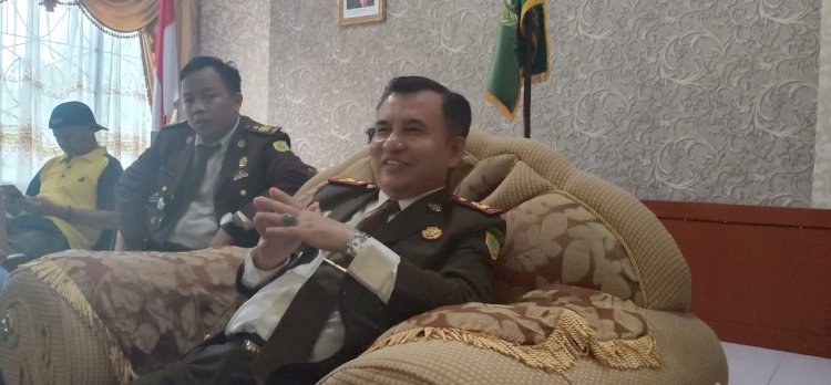 Kajari Minta Warga Sarolangun Dukung Investasi Pabrik Semen Baturaja