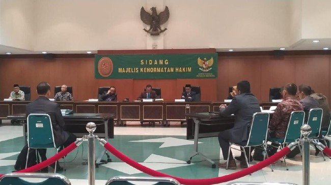 Hakim Militer Ini Dipecat Akibat Selingkuh, Bahkan Sempat Persulit Investigasi KY