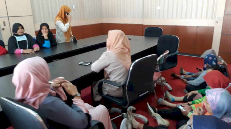 BREAKING NEWS!!! Puluhan Paramedis Puskesmas di Merangin Demo Tuntut TPP ke DPRD