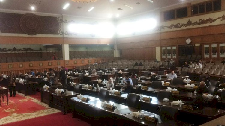 Tidak Kuorum, Rapat Paripurna DPRD Provinsi Jambi Ditunda