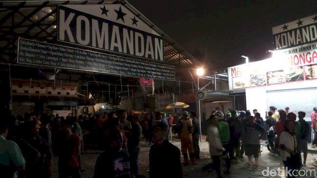 Lagi Nobar Final PSM-Persija di Cafe Komandan Tebet Suporter Diserang