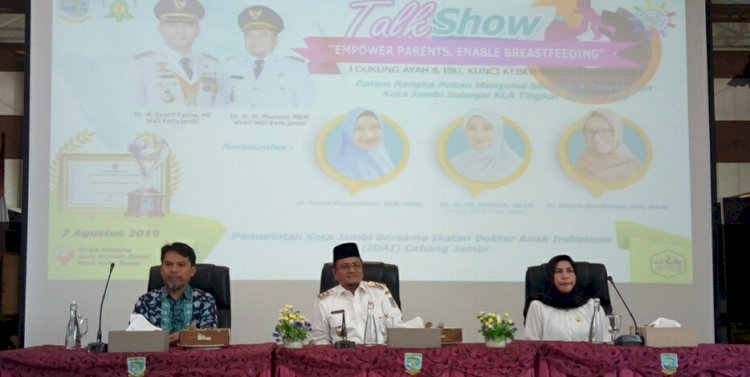 Wakil Walikota Buka Talk show Pekan Menyusui se-Dunia