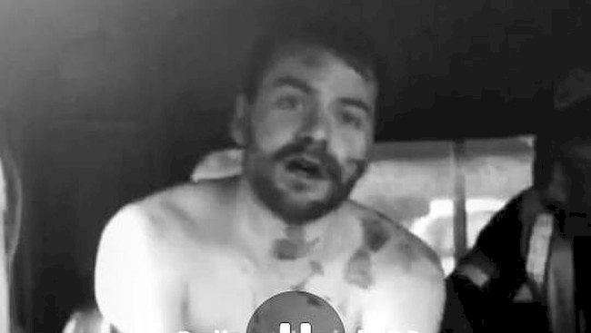 Bule Ngamuk di Bali, Diikat Warga Pakai Selang