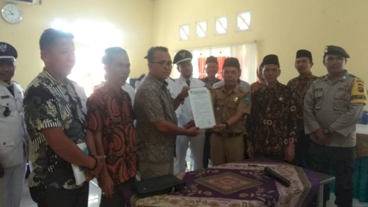 Lurah dan Kades Se-Kecamatan Bathin VIII Teken Pernyataan Sikap, Ini Isinya...