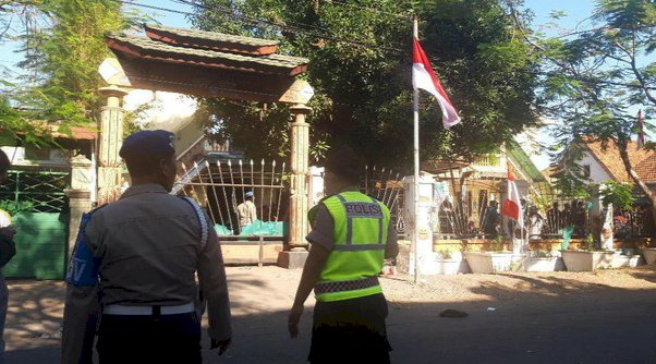 Asrama Ditembak Gas Air Mata, Mahasiswa Papua Menyerah