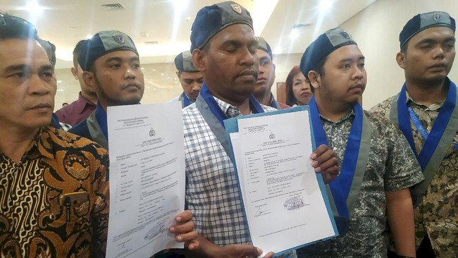 GMKI Laporkan Ustaz Somad ke Bareskrim Soal Video Salib