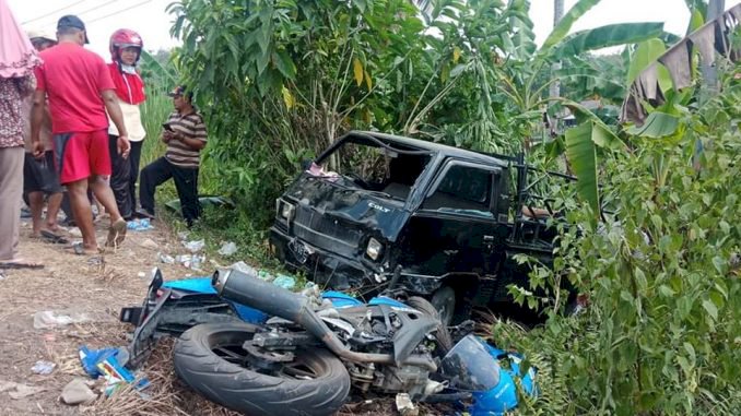 BREAKING NEWS! Mobil & Motor Adu Kambing, Satu Orang Tewas