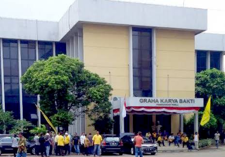 Kantor DPP Golkar di Palmerah Dilempari Molotov