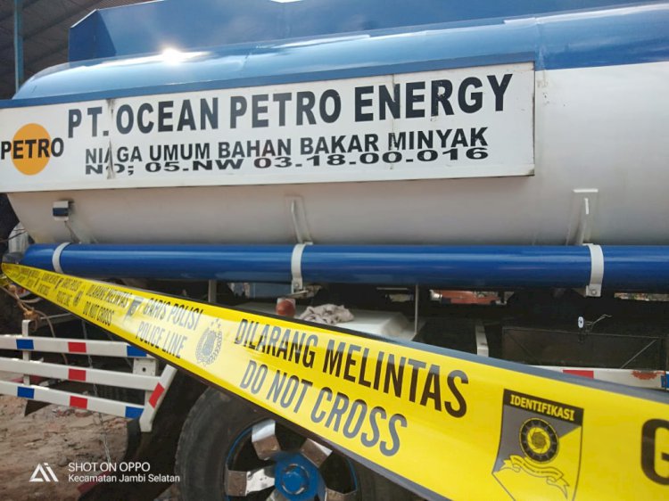Polisi Segel Tempat Diduga Penampungan Minyak Illegal PT Ocean