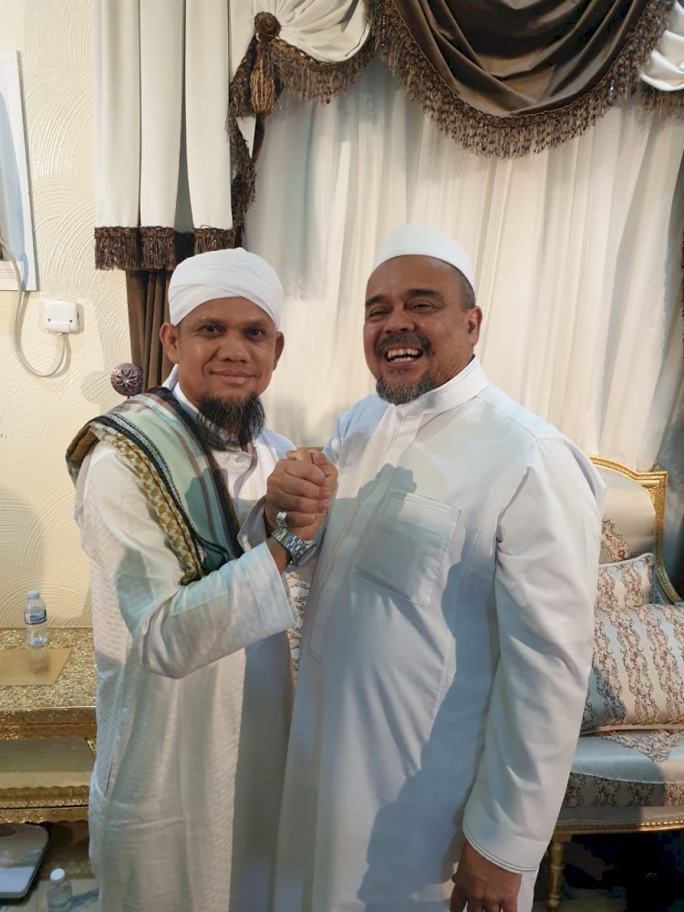 Jemaah Haji Asal Jambi Silaturrahmi Habib Rizieq Syihab, Ini Pesan Habib....