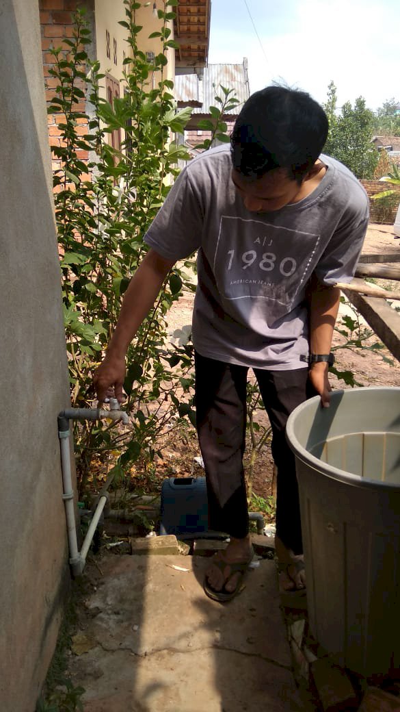 Emak-emak Mendalo Ngeluh, Dua Pekan Air PDAM Tirta Muarojambi Tak Mengalir