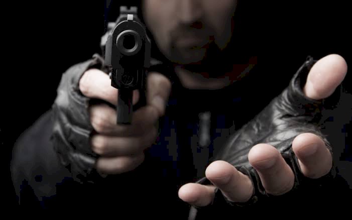 Diancam Mau Ditembak, Ibu dan Anak di Selincah Dirampok