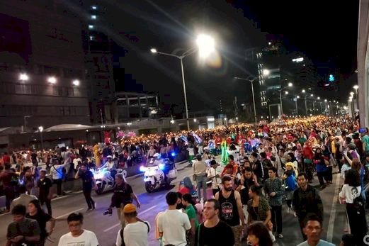 4.000 Peserta Pawai Obor Elektrik Meriahkan Jakarta Muharram 1441