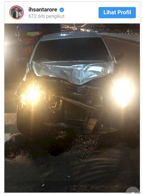 Terlibat Kecelakaan Mobil Ihsan Tarore Ringsek Berat