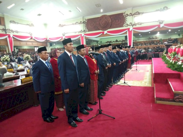 Sumringah! Resmi Dilantik Edi Purwanto Langsung Jadi Ketua DPRD Sementara