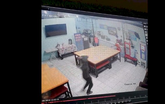 Viral! Perampok Satroni Rumah Makan Gratis untuk Duafa