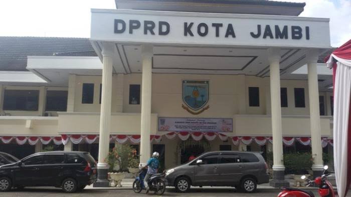 Dua Wajah Baru Mengisi Unsur Pimpinan DPRD Kota Jambi