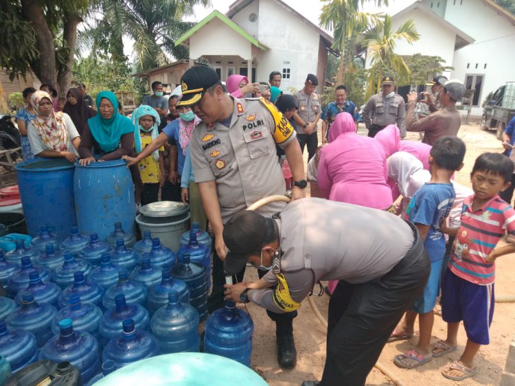 Alhamdulillah Warga Tangkit Kebagian Air Bersih Gratis Polres Muarojambi