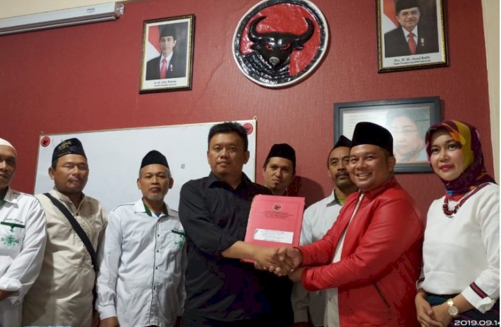 Dokter Muda NU Surabaya Ini Daftar Bakal Cabup Kediri