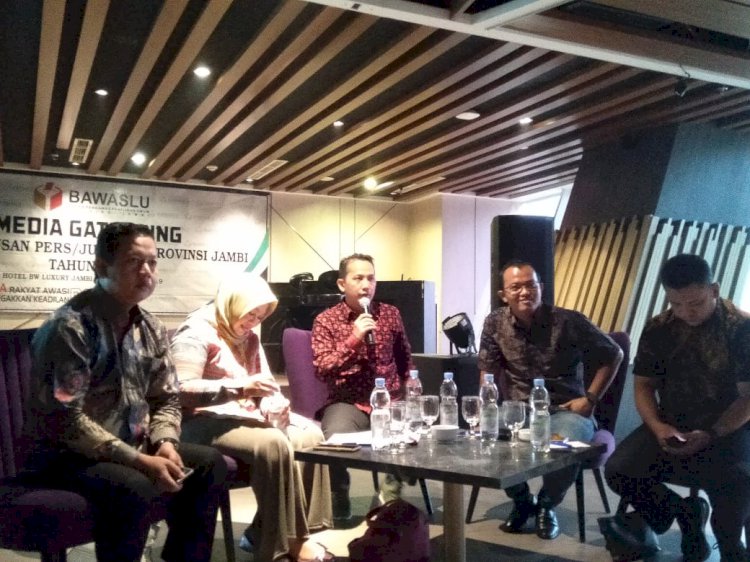Bawaslu Provinsi Jambi Bahas Pilkada Serentak 2020 Bersama Insan Pers, Klaim Sudah Maksimal