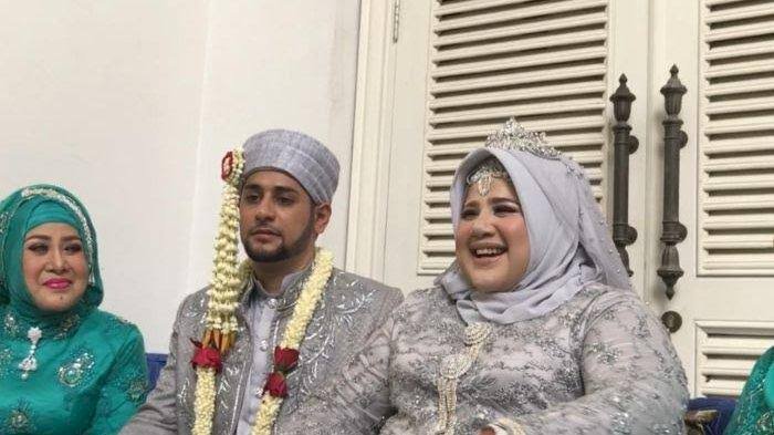 Menantu Elvy Sukaesih Ditangkap Polisi karena Narkoba