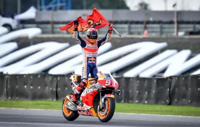 Marquez Juara Dunia Usai Menangi Duel dengan Quartararo di Thailand