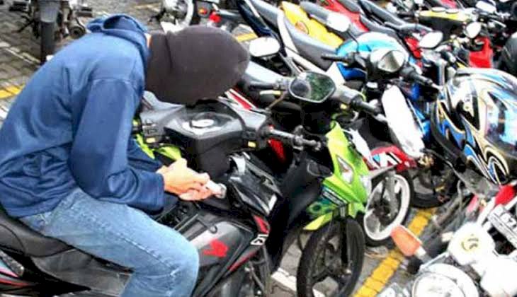 Urus Surat Nikah Calon Pengantin Ini Harus Usap Dada, Motornya Raib Maling