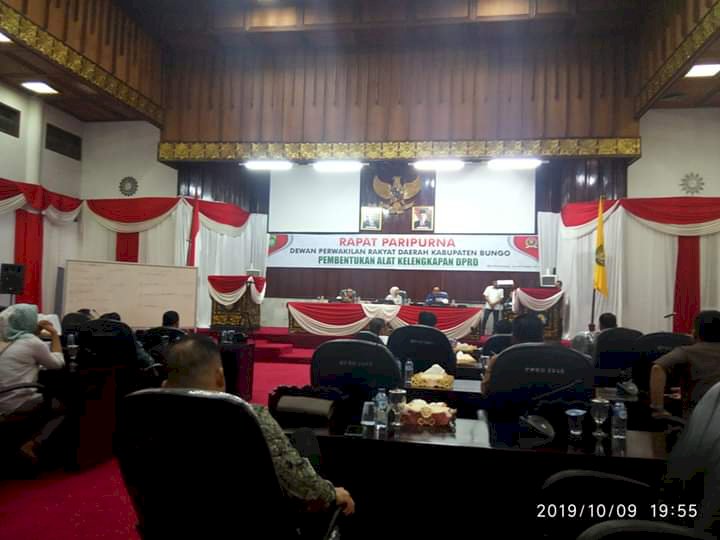 Duh!! Dua Fraksi di DPRD Bungo Ini Tak Dapat Jatah Kursi di AKD