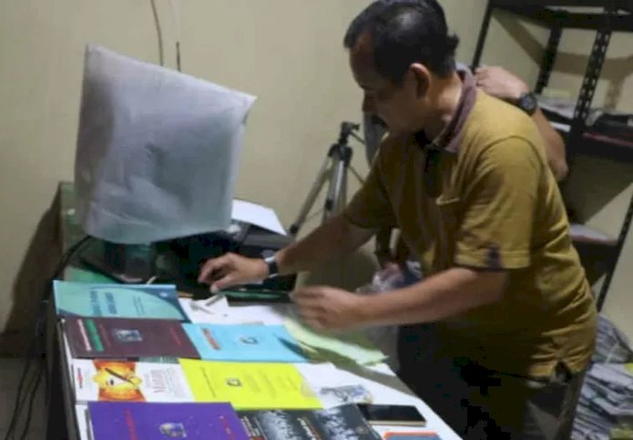 Densus 88 Ringkus Terduga Teroris di Cirebon