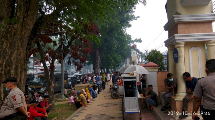 Jelang Sidang Muslim CS, Kawasan PN Jambi Dijaga Ketat Aparat Kepolisian