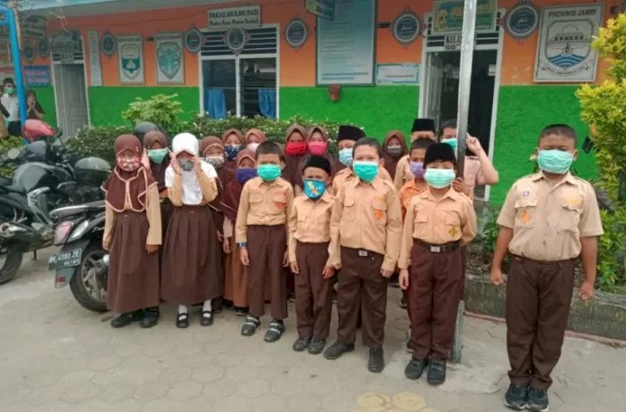 Kabut Asap Membahayakan, Siswa di Jambi Dipulangkan Lebih Cepat