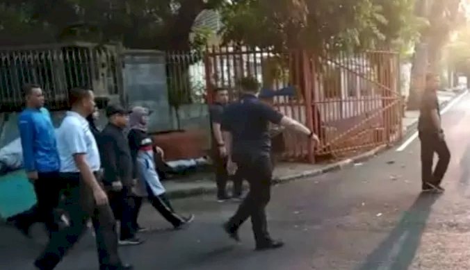 Jelang Pelantikan, Ma'ruf Amin Berolahraga bersama Istri