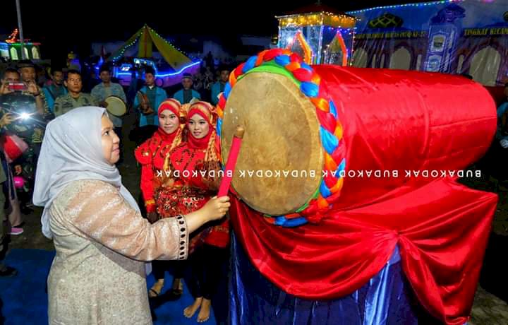 Bupati Masnah Buka MTQ ke-XXI Tingkat Kecamatan Mestong