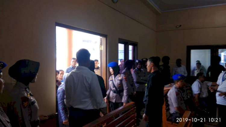 Dijaga Ketat Pengunjung Lewat XRay, Sidang Lanjutan Kasus SMB