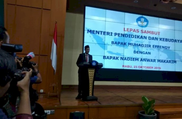 Nadiem Makarim keliling Kantor Kemendikbud