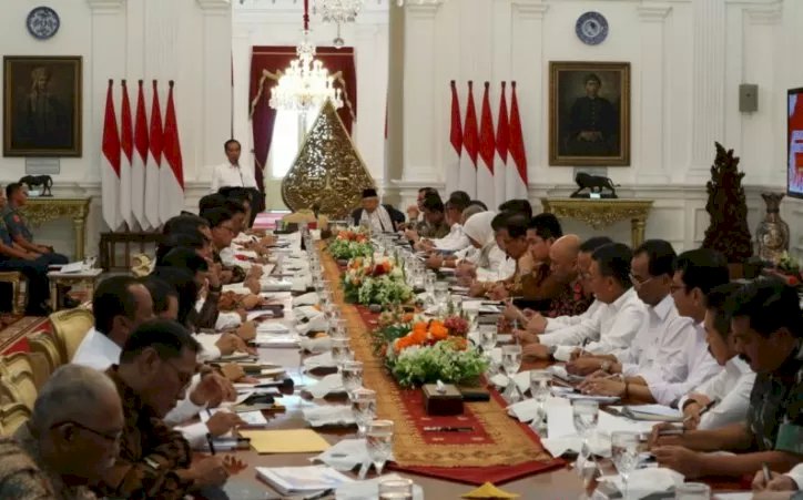 NAH LOH! Jokowi Ungkap Lima Tahun Lalu ada Beberapa Menteri Gagal Paham Visi Misi